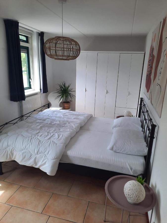 Waterhuis Friesland Oudwoude Ngoại thất bức ảnh