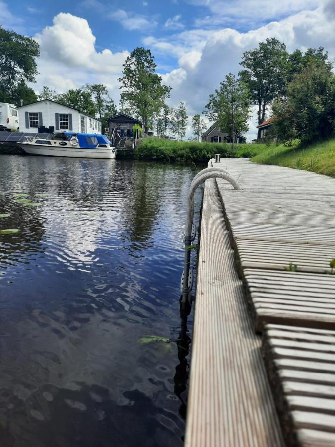 Waterhuis Friesland Oudwoude Ngoại thất bức ảnh